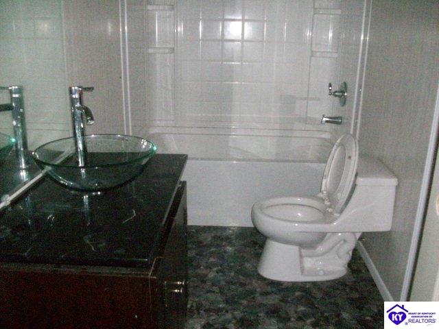 Listing Picture 128 Overlook Terrace Brandenburg, KY 40108 MLS HK10003212