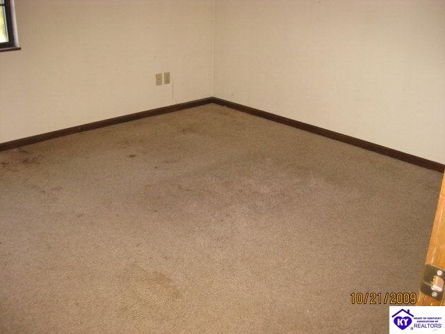 Listing Picture 689 Cottonwood Drive Radcliff, KY 40160 MLS HK10003278