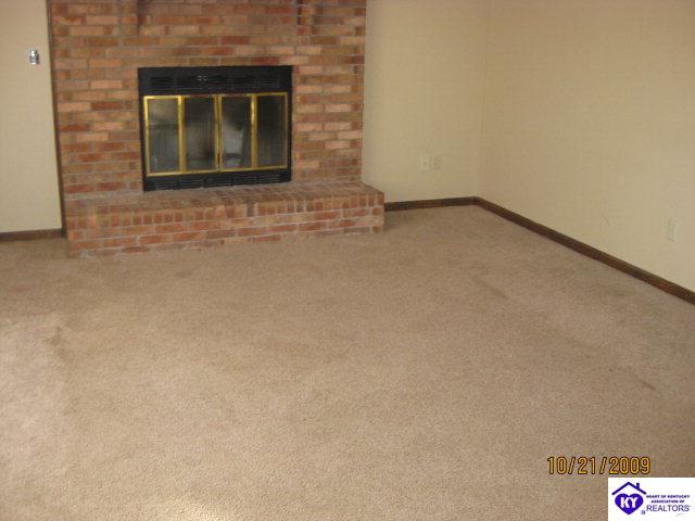 Listing Picture 689 Cottonwood Drive Radcliff, KY 40160 MLS HK10003278