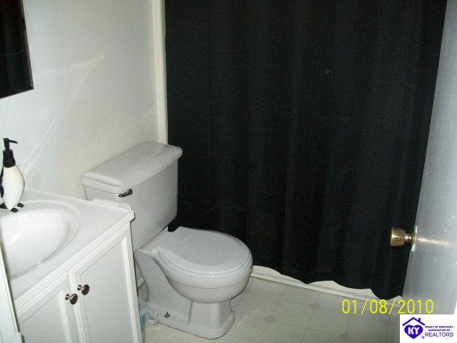 Listing Picture 1310 Emory Road Elizabethtown, KY 42701 MLS HK10003566