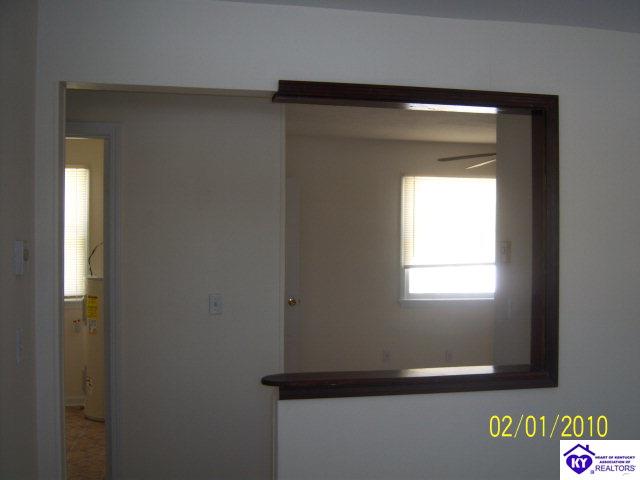 Listing Picture 1301 Emory Road Elizabethtown, KY 42701 MLS HK10003496