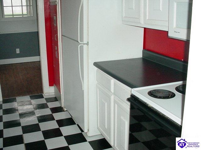 Listing Picture 303 Deepwood Drive Elizabethtown, KY 42701 MLS HK10003580