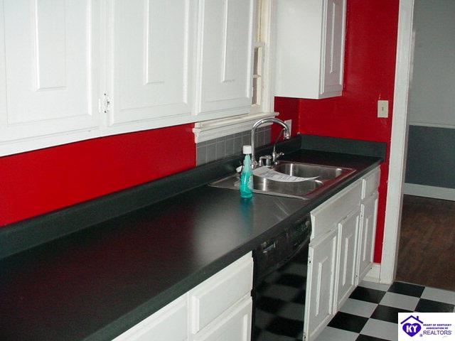 Listing Picture 303 Deepwood Drive Elizabethtown, KY 42701 MLS HK10003580