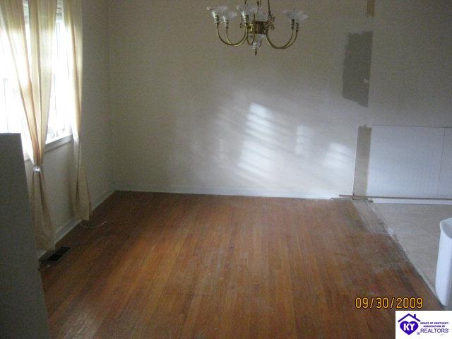 Listing Picture 1017 St John Road Elizabethtown, KY 42701 MLS HK10003635