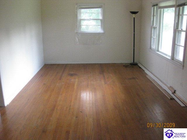 Listing Picture 1017 St John Road Elizabethtown, KY 42701 MLS HK10003635