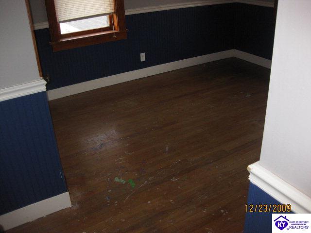 Listing Picture 120 E Garnettsville Road Muldraugh, KY 40155 MLS HK10003863