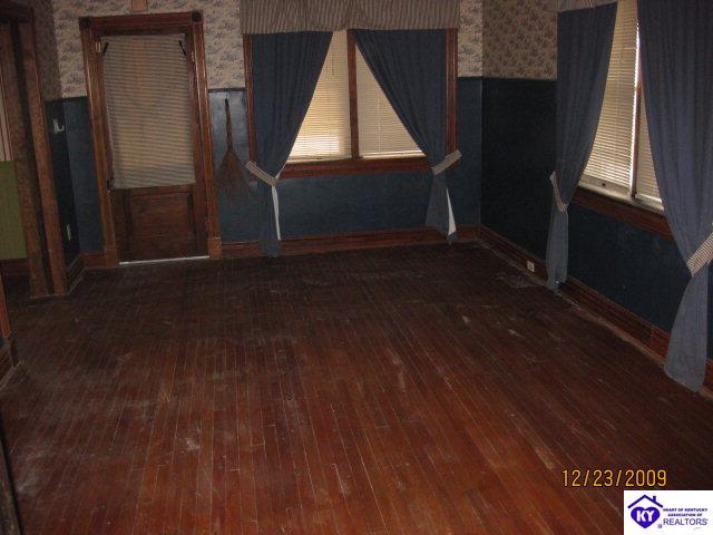 Listing Picture 120 E Garnettsville Road Muldraugh, KY 40155 MLS HK10003863