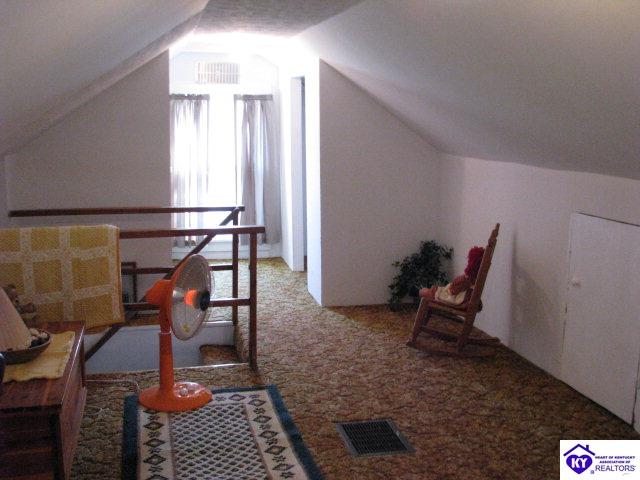 Listing Picture 514 Kirkpatrick Avenue Hodgenville, KY 42748 MLS HK10003901