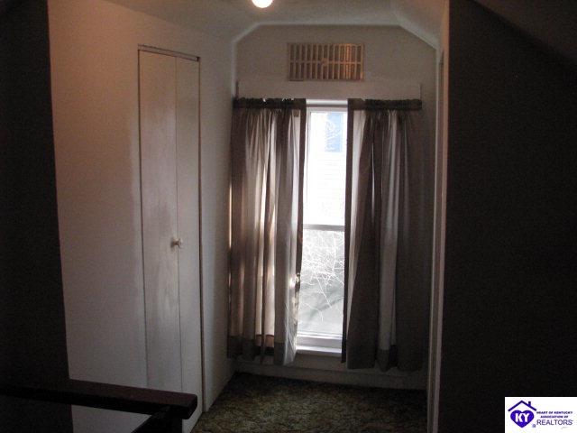 Listing Picture 514 Kirkpatrick Avenue Hodgenville, KY 42748 MLS HK10003901