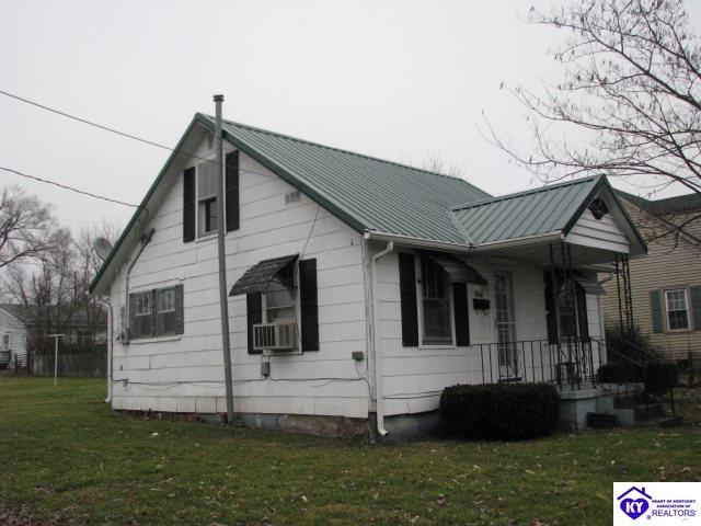 Listing Picture 514 Kirkpatrick Avenue Hodgenville, KY 42748 MLS HK10003901