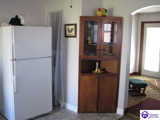 Listing Picture 514 Kirkpatrick Avenue Hodgenville, KY 42748 MLS HK10003901