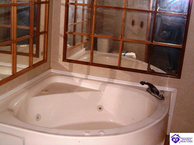 Listing Picture 271 Sadler Road Leitchfield, KY 42754 MLS HK10003998