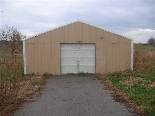 Listing Picture 3869 Three Springs Highway Hardyville, KY 42746 MLS HK10004051