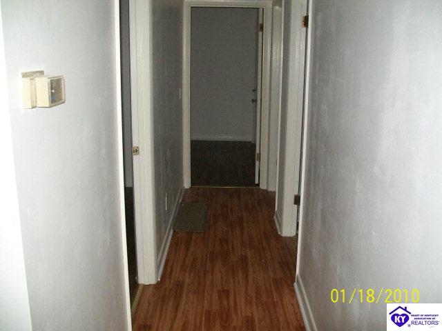 Listing Picture 62 Straley Street Mount Sherman, KY 42764 MLS HK10004203