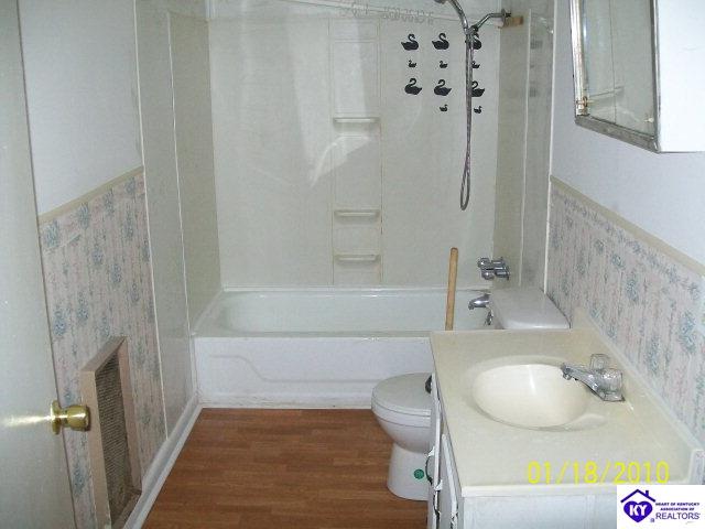 Listing Picture 62 Straley Street Mount Sherman, KY 42764 MLS HK10004203