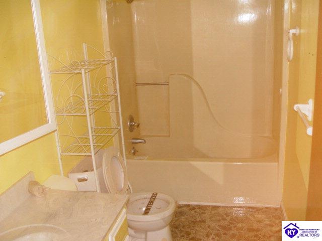 Listing Picture 1120 DeShea Drive Leitchfield, KY 42754 MLS HK10004258