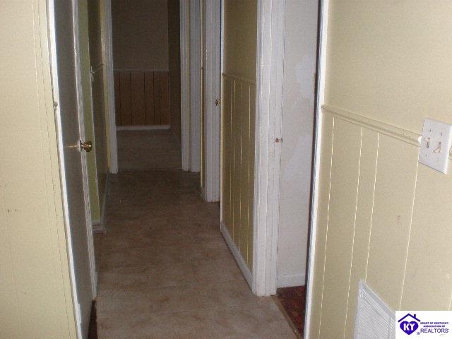 Listing Picture 206 Lakewood Drive Elizabethtown, KY 42701 MLS HK10004269