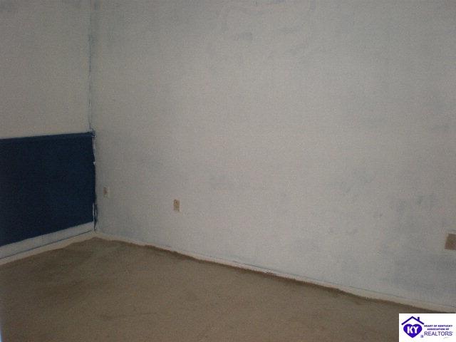 Listing Picture 206 Lakewood Drive Elizabethtown, KY 42701 MLS HK10004269