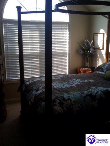 Listing Picture 107 Emory Court Bardstown, KY 40004 MLS HK10004295