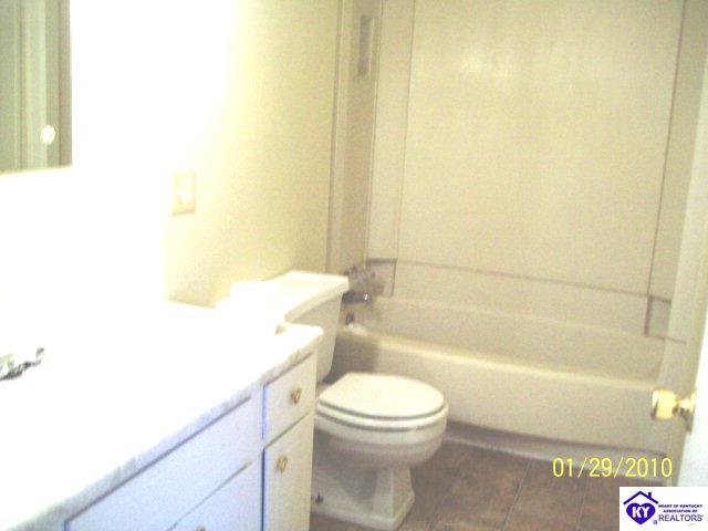 Listing Picture 705 High Pine Campbellsville, KY 42718 MLS HK10004452