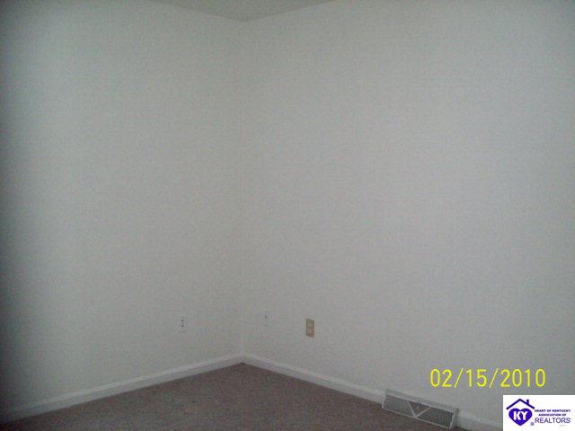 Listing Picture 1497 Catalpa Drive Radcliff, KY 40160 MLS HK10004494