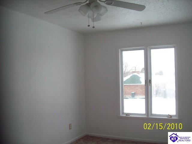 Listing Picture 1497 Catalpa Drive Radcliff, KY 40160 MLS HK10004494