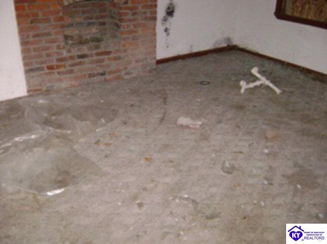 Listing Picture 613 N 27th Street Louisville, KY 40212 MLS HK10004498