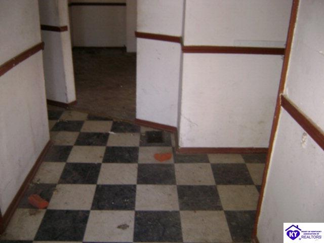 Listing Picture 613 N 27th Street Louisville, KY 40212 MLS HK10004498