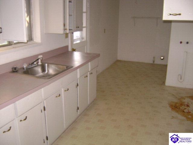 Listing Picture 9713 El Prado Street Louisville, KY 40272 MLS HK10004511