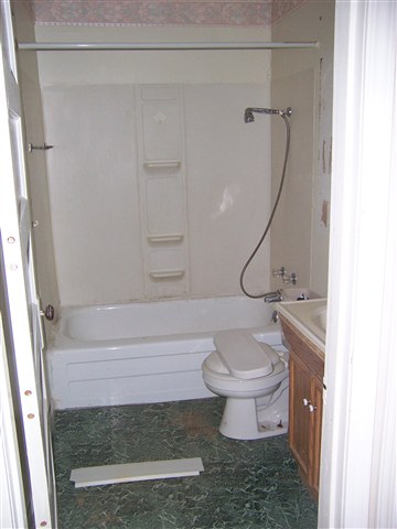 Listing Picture 538 Kirkpatrick Avenue Hodgenville, KY 42748 MLS HK10004879