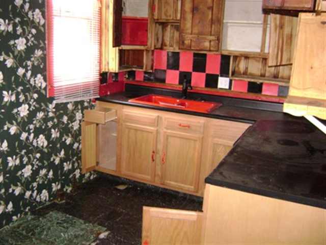 Listing Picture 644 Cecil Avenue Louisville, KY 40211 MLS HK10005003