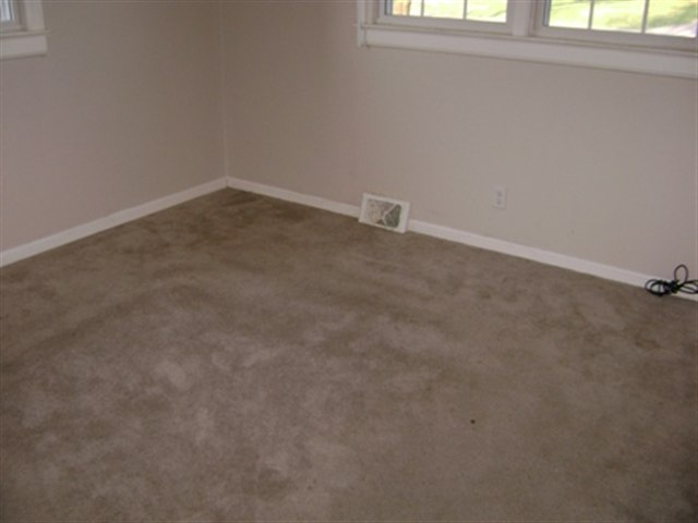 Listing Picture 4335 Bayberry Drive Louisville, KY 40216 MLS HK10005064