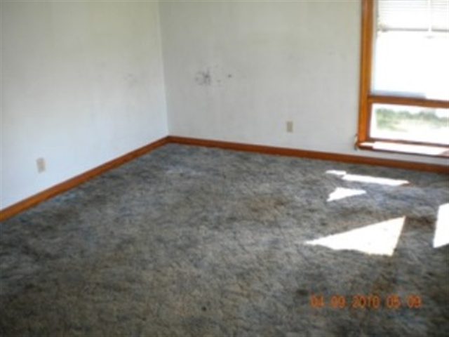 Listing Picture 3415 Barkwood Road Louisville, KY 40216 MLS HK10005229