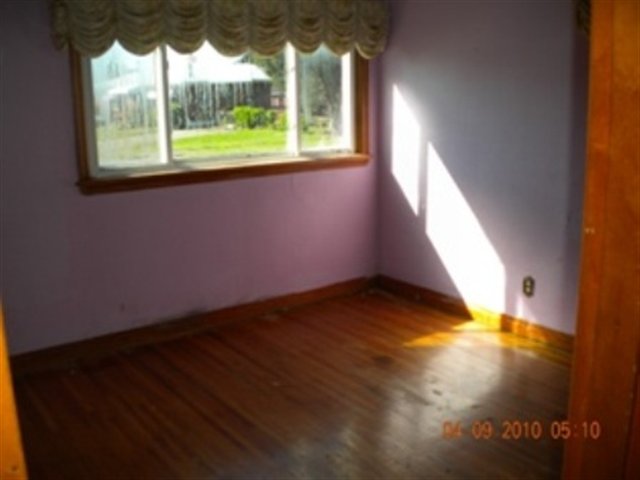 Listing Picture 3415 Barkwood Road Louisville, KY 40216 MLS HK10005229