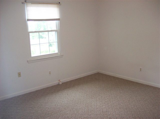 Listing Picture 101 Logan Court Elizabethtown, KY 42701 MLS HK10005613