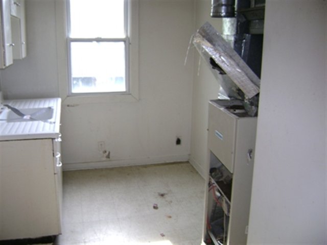 Listing Picture 4308 Taylor Boulevard Louisville, KY 40215 MLS HK10005732