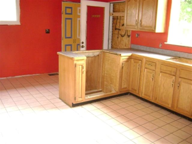 Listing Picture 4308 Taylor Boulevard Louisville, KY 40215 MLS HK10005732