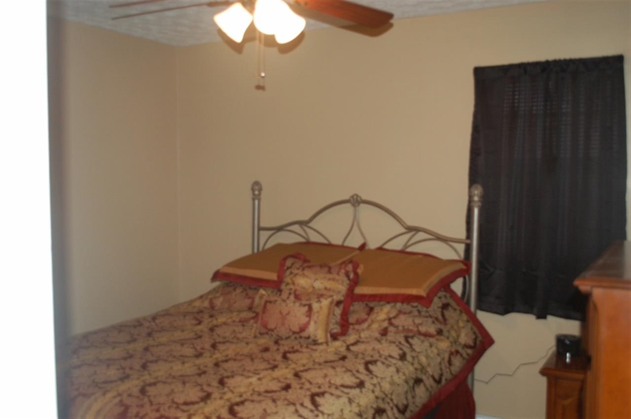 Listing Picture 107 Mayfield Drive Campbellsville, KY 42718 MLS HK10023544