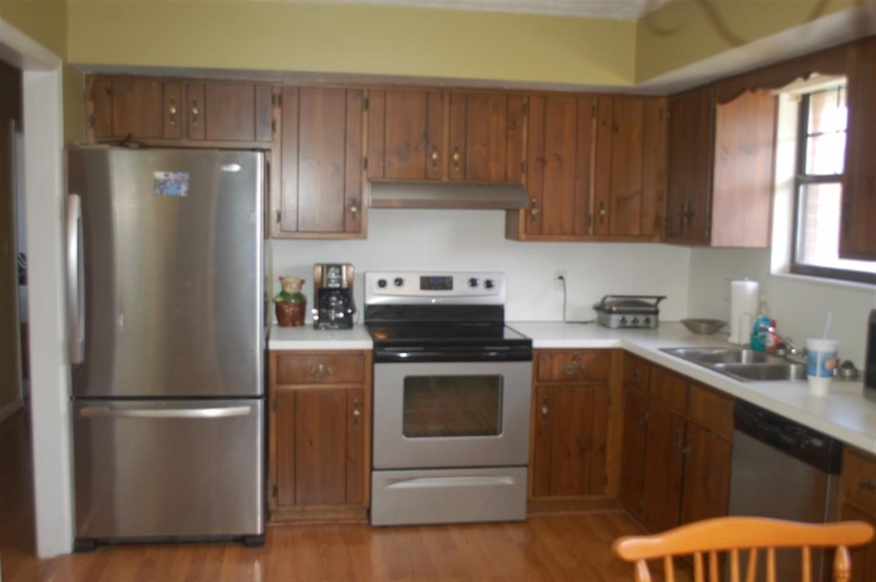 Listing Picture 107 Mayfield Drive Campbellsville, KY 42718 MLS HK10023544