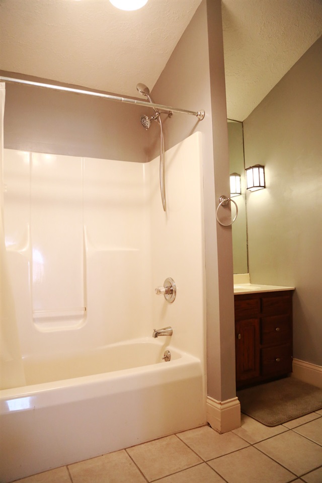 Listing Picture 425 S Central Avenue Campbellsville, KY 42718 MLS HK10047976