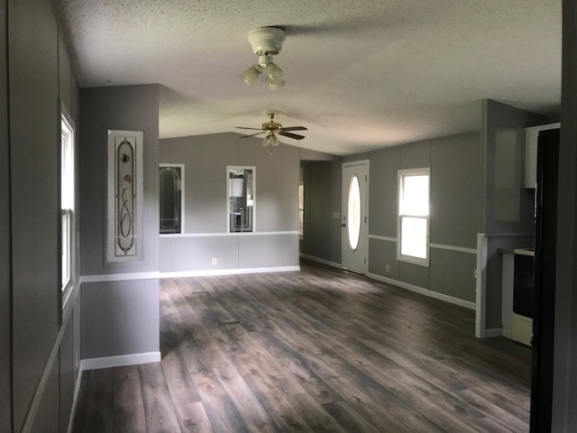 Listing Picture 60 Axtel Circle Loop McDaniels, KY 40152 MLS HK10048067