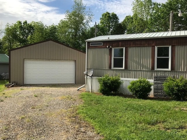 Listing Picture 60 Axtel Circle Loop McDaniels, KY 40152 MLS HK10048067