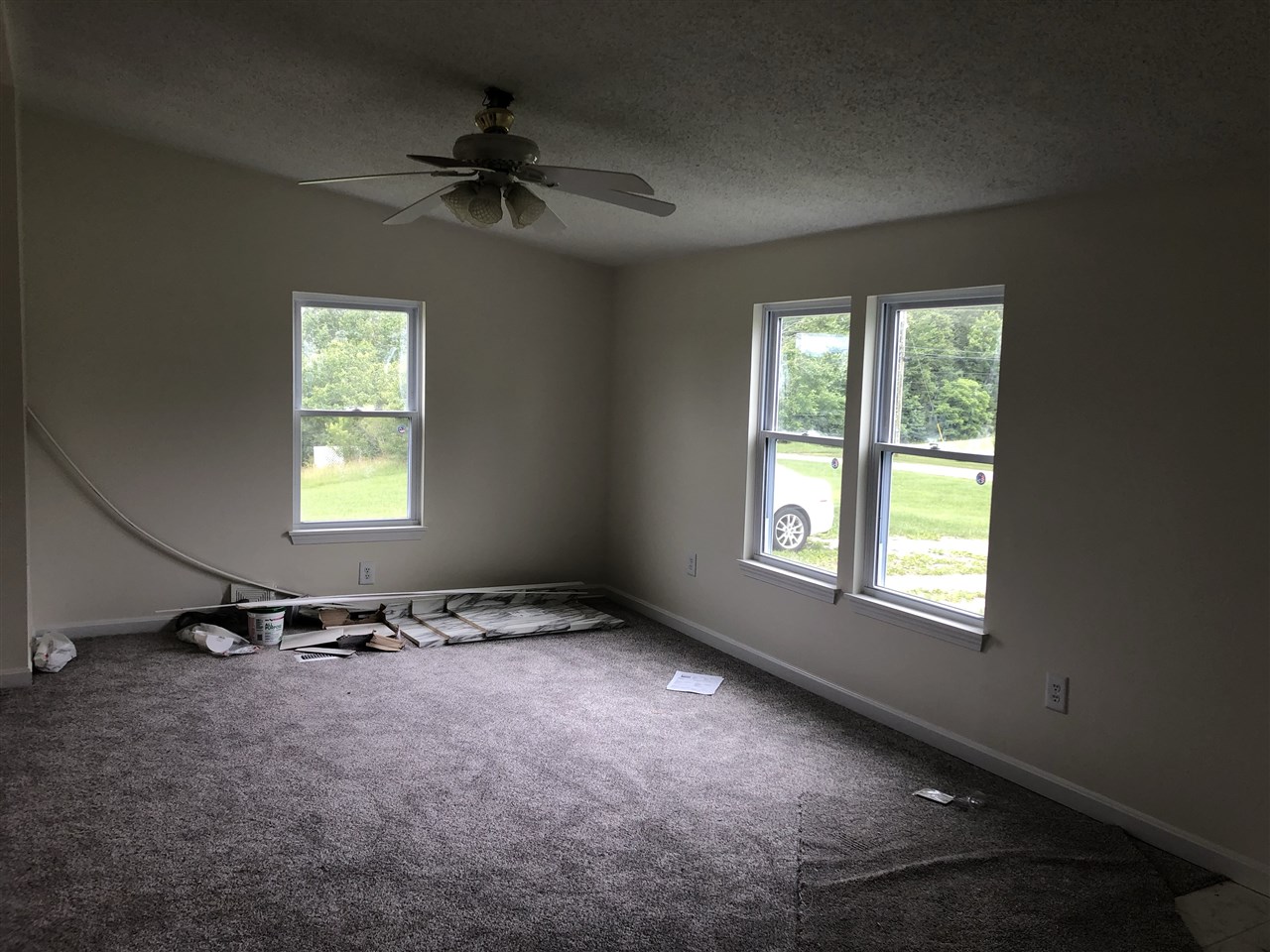 Listing Picture 325 Lake Drive Vine Grove, KY 40175 MLS HK10048203