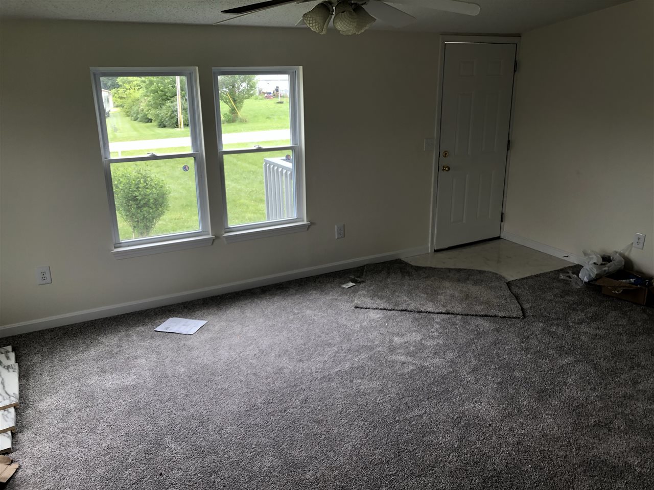 Listing Picture 325 Lake Drive Vine Grove, KY 40175 MLS HK10048203