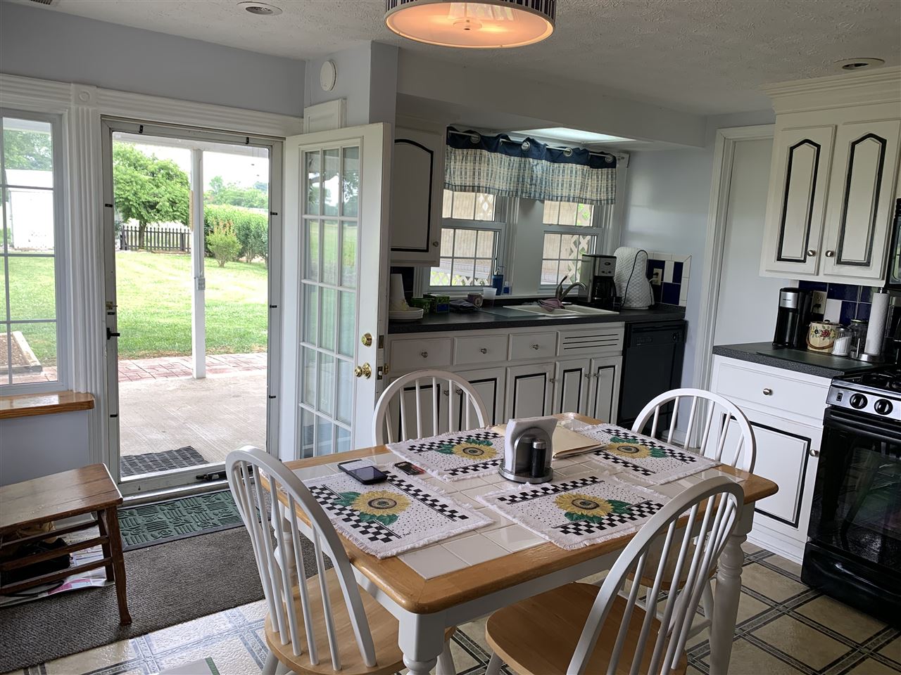 Listing Picture 3658 Old Columbia Road Campbellsville, KY 42718 MLS HK10048535