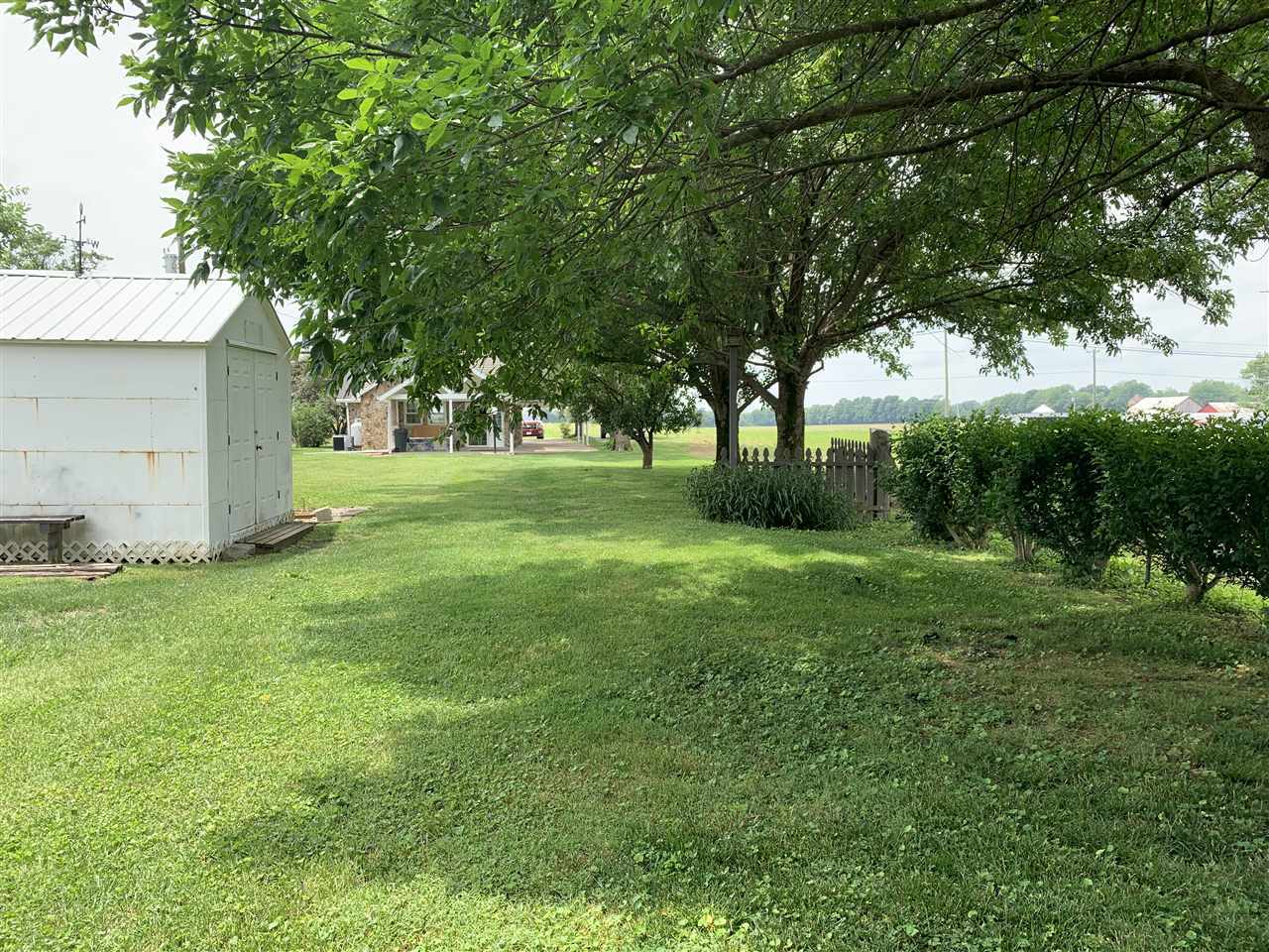 Listing Picture 3658 Old Columbia Road Campbellsville, KY 42718 MLS HK10048535