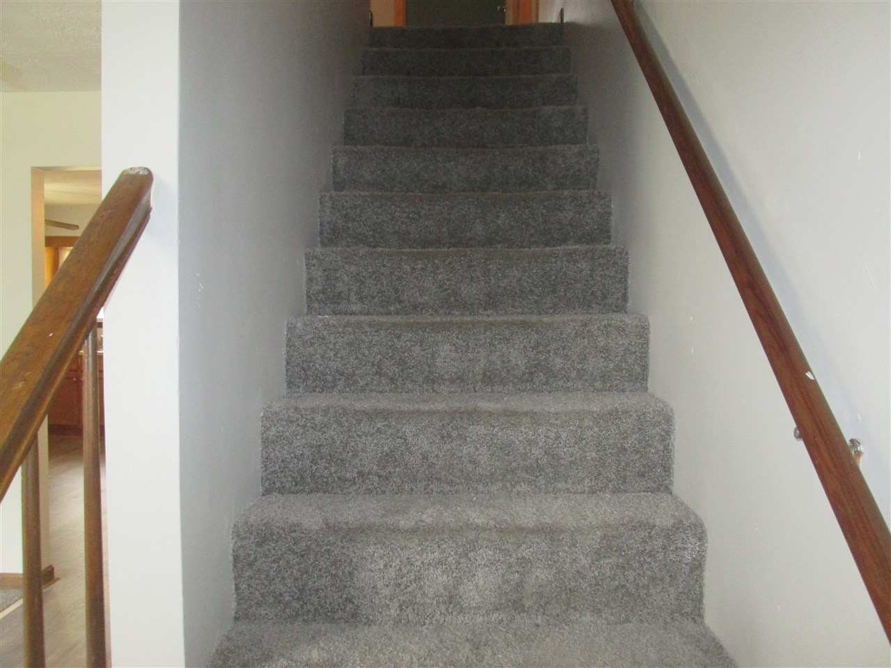 Listing Picture 2728 Pioneer Court Radcliff, KY 40160 MLS HK10048646