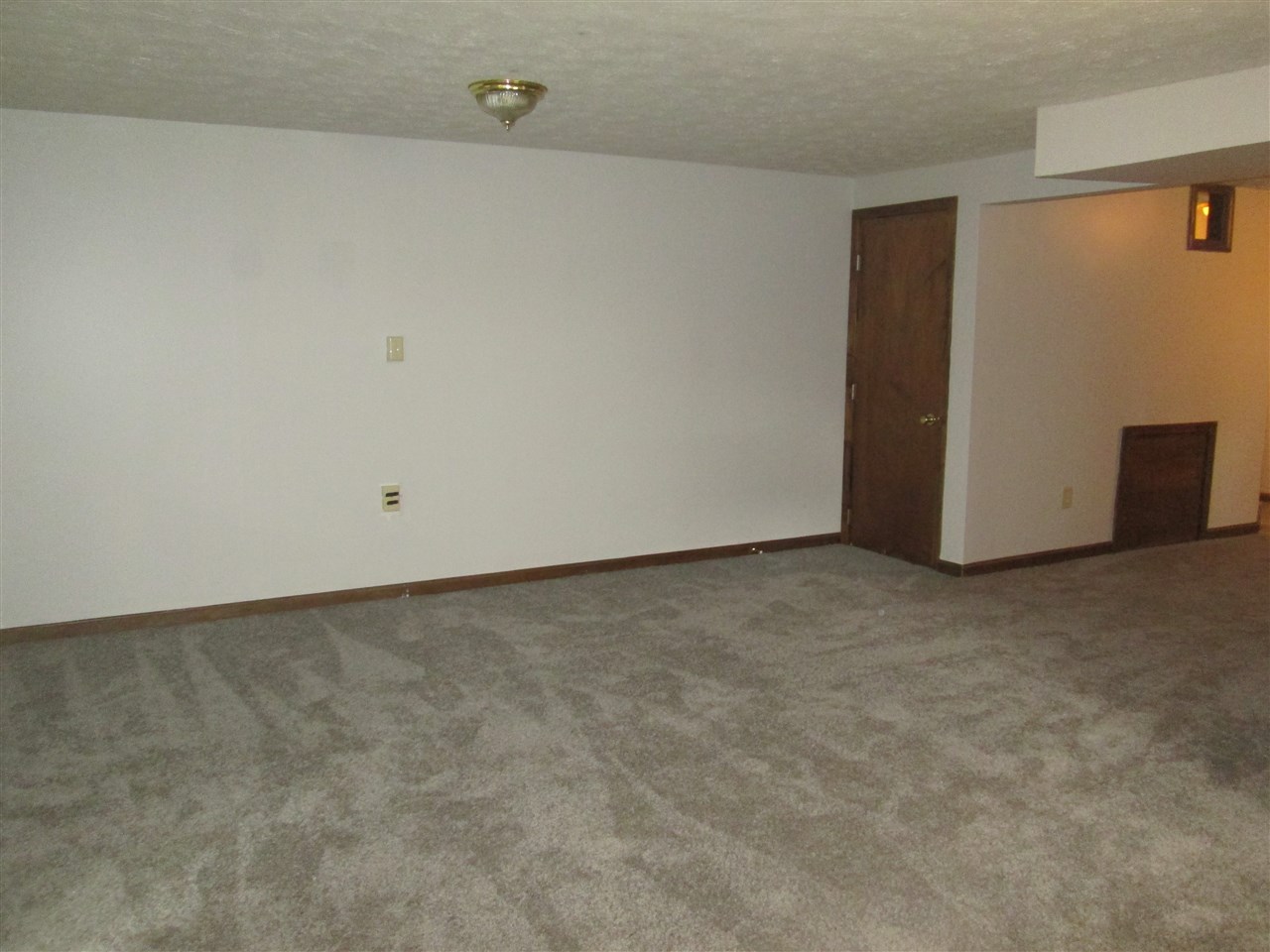 Listing Picture 2728 Pioneer Court Radcliff, KY 40160 MLS HK10048646