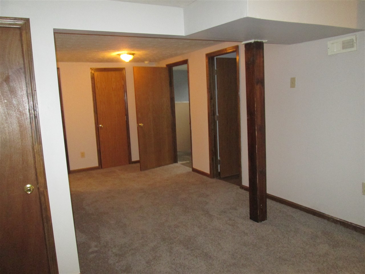 Listing Picture 2728 Pioneer Court Radcliff, KY 40160 MLS HK10048646