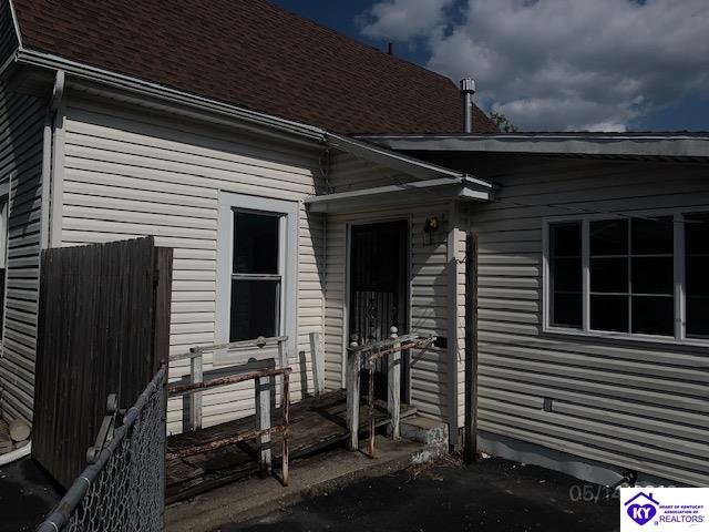 Listing Picture 240 S Harrison Street Lebanon, KY 40033 MLS HK10049100